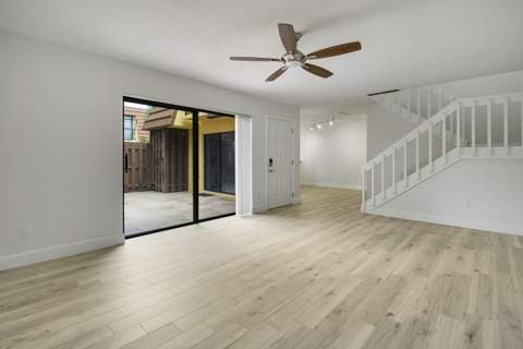 825 Center Street #30b, Jupiter FL - photo 12 of 73