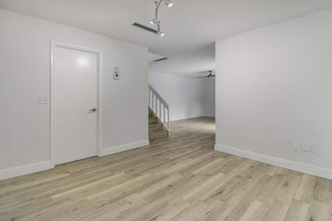 825 Center Street #30b, Jupiter FL - photo 24 of 73