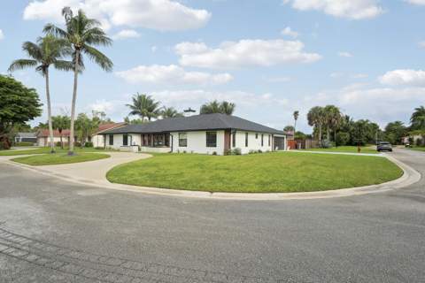 4078 Alpinia Court, Boynton Beach FL - photo 8 of 71