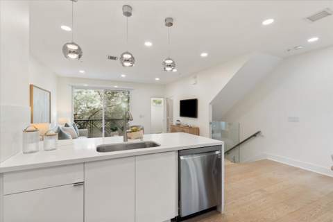 23 NW 4th Avenue, Delray Beach FL - photo 9 of 33