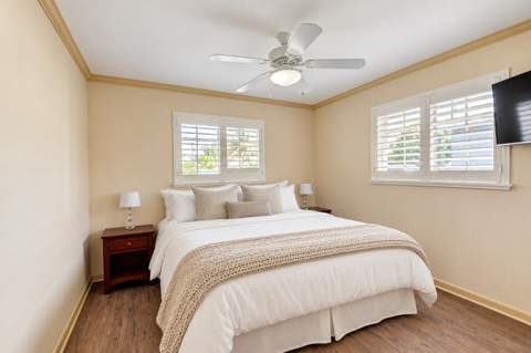 1086 SW 28th Avenue, Boynton Beach FL - photo 16 of 32