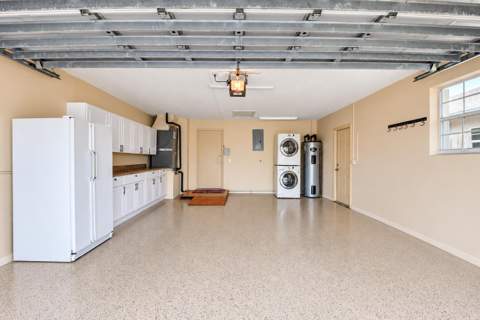 1086 SW 28th Avenue, Boynton Beach FL - photo 20 of 32