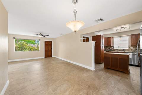51 NE 49th Street, Fort Lauderdale FL - photo 7 of 27