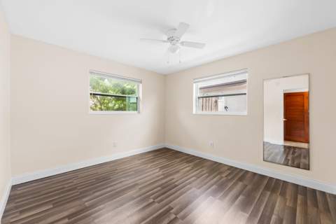 51 NE 49th Street, Fort Lauderdale FL - photo 20 of 27