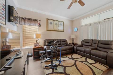6801 Las Colinas Lane, Lake Worth FL - photo 9 of 58