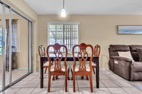 6872 NW 26th Court, Sunrise FL - photo 10 of 40