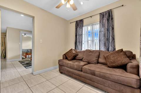 6872 NW 26th Court, Sunrise FL - photo 17 of 40