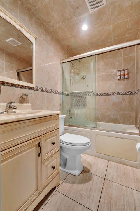 6872 NW 26th Court, Sunrise FL - photo 24 of 40
