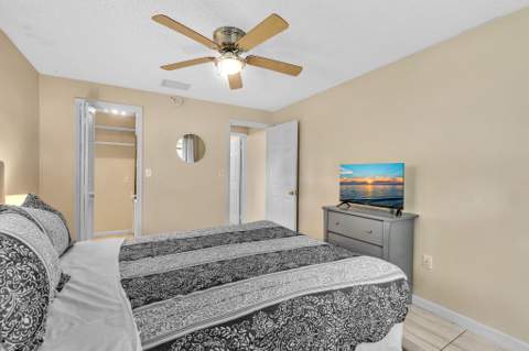 6872 NW 26th Court, Sunrise FL - photo 22 of 40