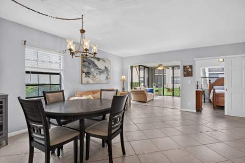 305 Congressional Way, Deerfield Beach FL - photo 9 of 26