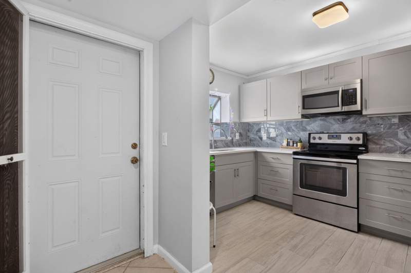 3 bedroom Condominium at 305 Congressional Way, Diplomat Square Condo, Deerfield Beach — photo 5