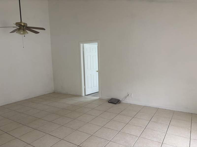 3 bedroom Single Family Residence at 7433 SW 13th Street, North Lauderdale Village Sec 6, North Lauderdale — photo 2