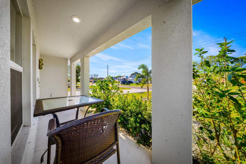 4 bedroom Single Family Residence at 1350 SW Paar Drive, Port St Lucie Section 33, Port St. Lucie — photo 5