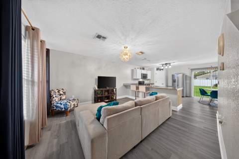 1350 SW Paar Drive, Port St. Lucie FL - photo 7 of 44