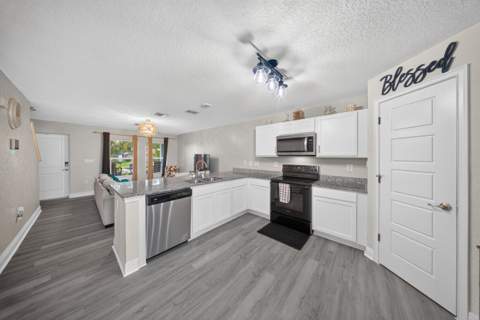 1350 SW Paar Drive, Port St. Lucie FL - photo 16 of 44