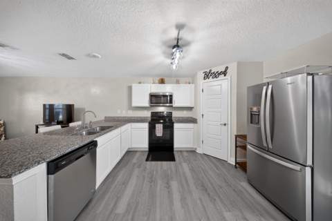 1350 SW Paar Drive, Port St. Lucie FL - photo 15 of 44