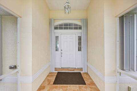 122 Queen Frederika Court, Hutchinson Island FL - photo 6 of 69