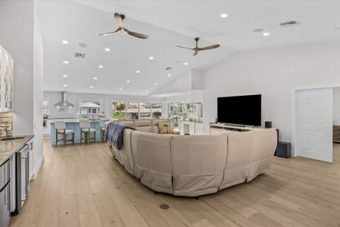 122 Queen Frederika Court, Hutchinson Island FL - photo 11 of 69