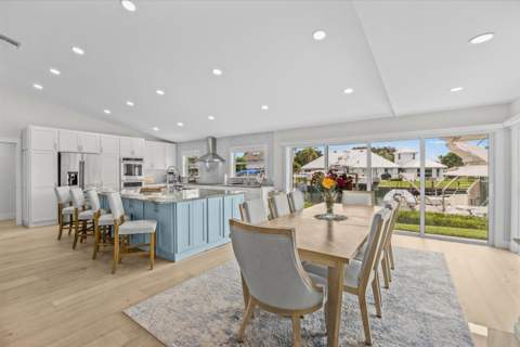 122 Queen Frederika Court, Hutchinson Island FL - photo 16 of 69