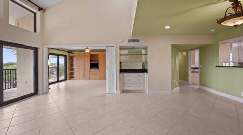 16910 Bay Street #E501, Jupiter FL - photo 8 of 22