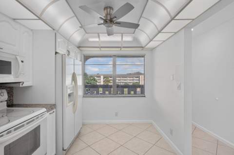2901 Victoria Circle #D4, Coconut Creek FL - photo 6 of 71