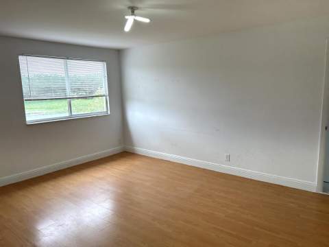 4361 Dogwood Circle, Weston FL - photo 11 of 26