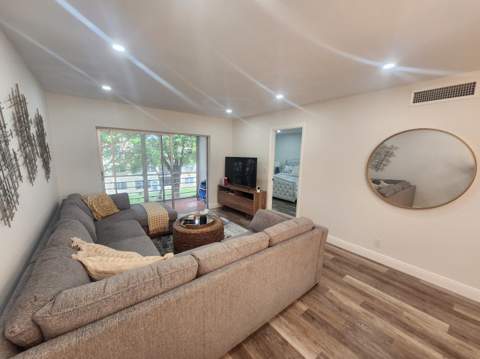 351 Cambridge Road #311, Hollywood FL - photo 6 of 32