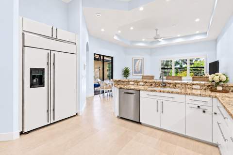 7831 Via Grande, Boynton Beach FL - photo 6 of 50