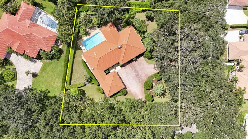 3 bedroom Single Family Residence at 18456 SE Heritage Oaks Lane, Heritage Oaks, Tequesta — photo 4