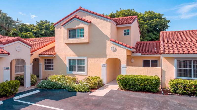 2 bedroom Townhouse at 1593 Springside Drive #1593, Country Isles Phase II, Weston — photo 3