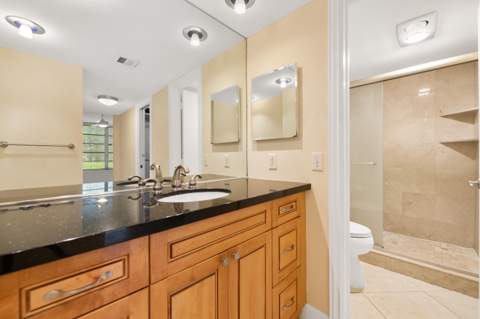4000 Cypress Grove Way #103, Pompano Beach FL - photo 10 of 23