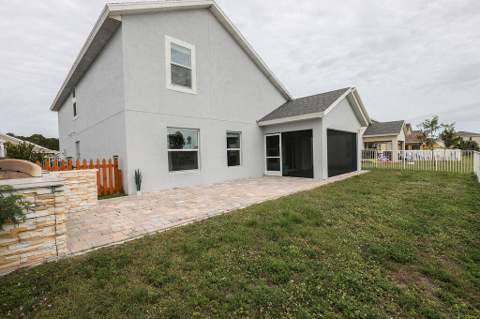 9725 Starboard Drive, Fort Pierce FL - photo 9 of 14