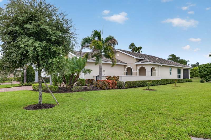 2 bedroom Single Family Residence at 9907 SW Trumpet Tree Circle, Tradition Plat No. 75, Port St. Lucie — photo 2