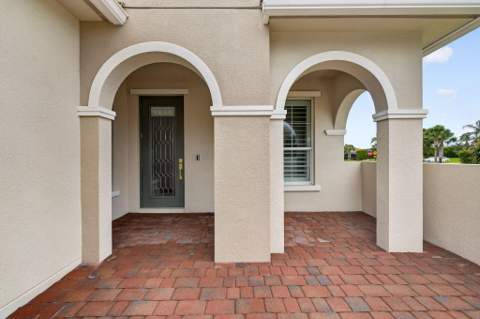 9907 SW Trumpet Tree Circle, Port St. Lucie FL - photo 6 of 56