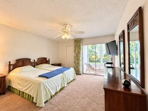 102 Greenbrier A, West Palm Beach FL - photo 6 of 19