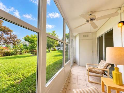 102 Greenbrier A, West Palm Beach FL - photo 10 of 19