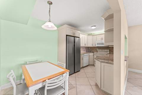 805 Sky Pine Way #F2, Greenacres FL - photo 8 of 28
