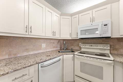 805 Sky Pine Way #F2, Greenacres FL - photo 11 of 28