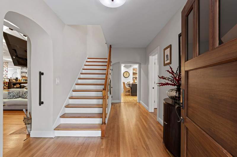 6 bedroom Single Family Residence at 613 S Lakeside Drive, Lake Worth Town Of Add 1, Lake Worth Beach — photo 5