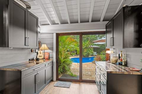 613 S Lakeside Drive, Lake Worth Beach FL - photo 21 of 56