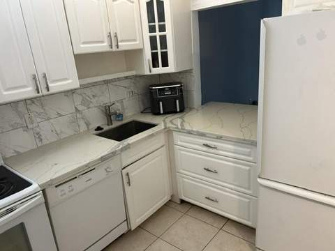 5300 NE 24th Terrace #218c, Fort Lauderdale FL - photo 7 of 33