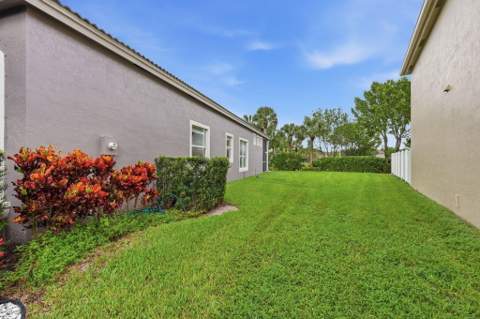 8481 Via D Oro, Boca Raton FL - photo 6 of 72