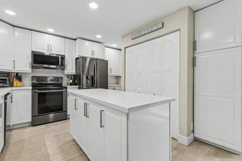 3821 NW 121st Avenue, Sunrise FL - photo 13 of 51