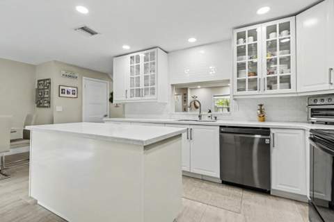 3821 NW 121st Avenue, Sunrise FL - photo 17 of 51