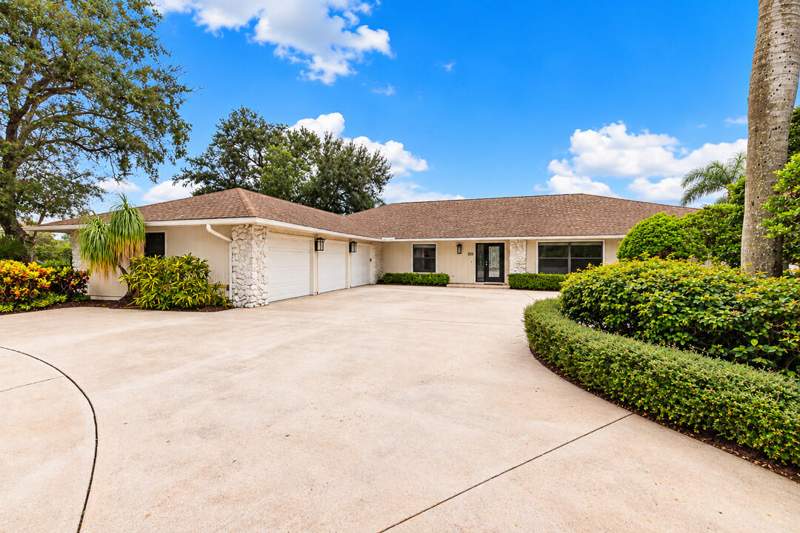 4 bedroom Single Family Residence at 3495 SW Forest Hills Court, Crane Creek Racquet Club, Palm City — photo 5