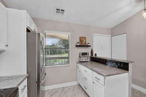 4570 Lucerne Lakes Boulevard #203, Lake Worth FL - photo 10 of 72