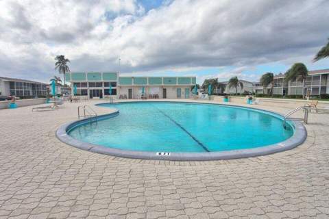 240 Horizons #107, Boynton Beach FL - photo 17 of 29