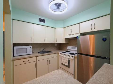 240 Horizons #107, Boynton Beach FL - photo 12 of 29