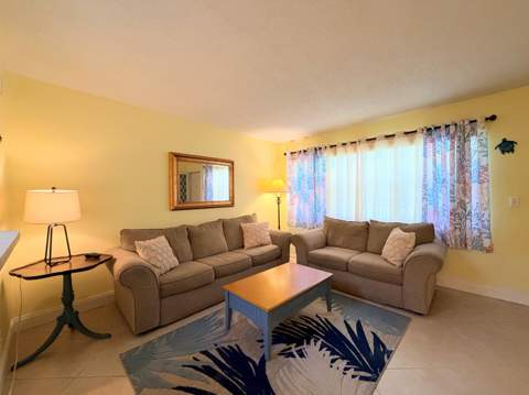 240 Horizons #107, Boynton Beach FL - photo 7 of 29