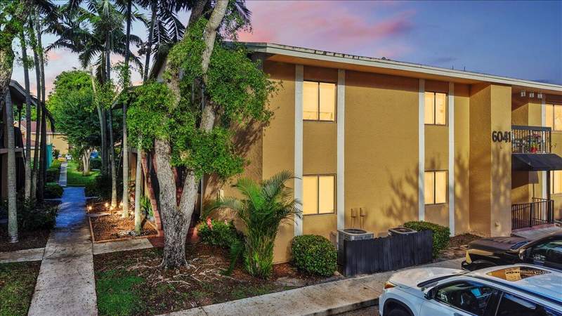 3 bedroom Condominium at 6041 10th Avenue #125, Laurels At Sherwood Condo, Greenacres — photo 4